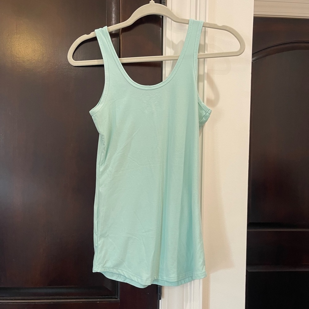 Razor Back Tank Top - Picture 2 of 2